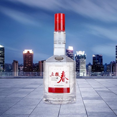 五糧春50度濃香型白酒整箱評測 通山縣聚貴副食店的白酒精選指南